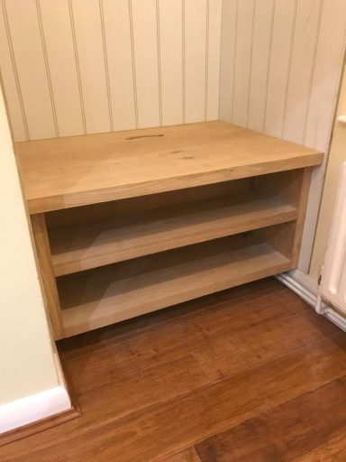 Alcove shelving